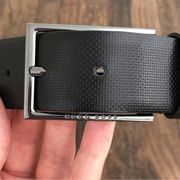 Hugo Boss Italian Leather Belt Printed Handmade in Italy Size 32 Black Gunmetal - Picture 4 of 16